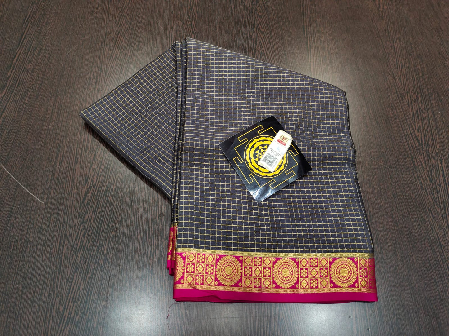 PURE WRINKLED CRUSHED CREPE SILK SAREES SILK MARK CERTIFIED LIGHTER AND FLOWY WITH CONTRAST BLOUSE - SK-207-PWCCSSSMCLAFWCB