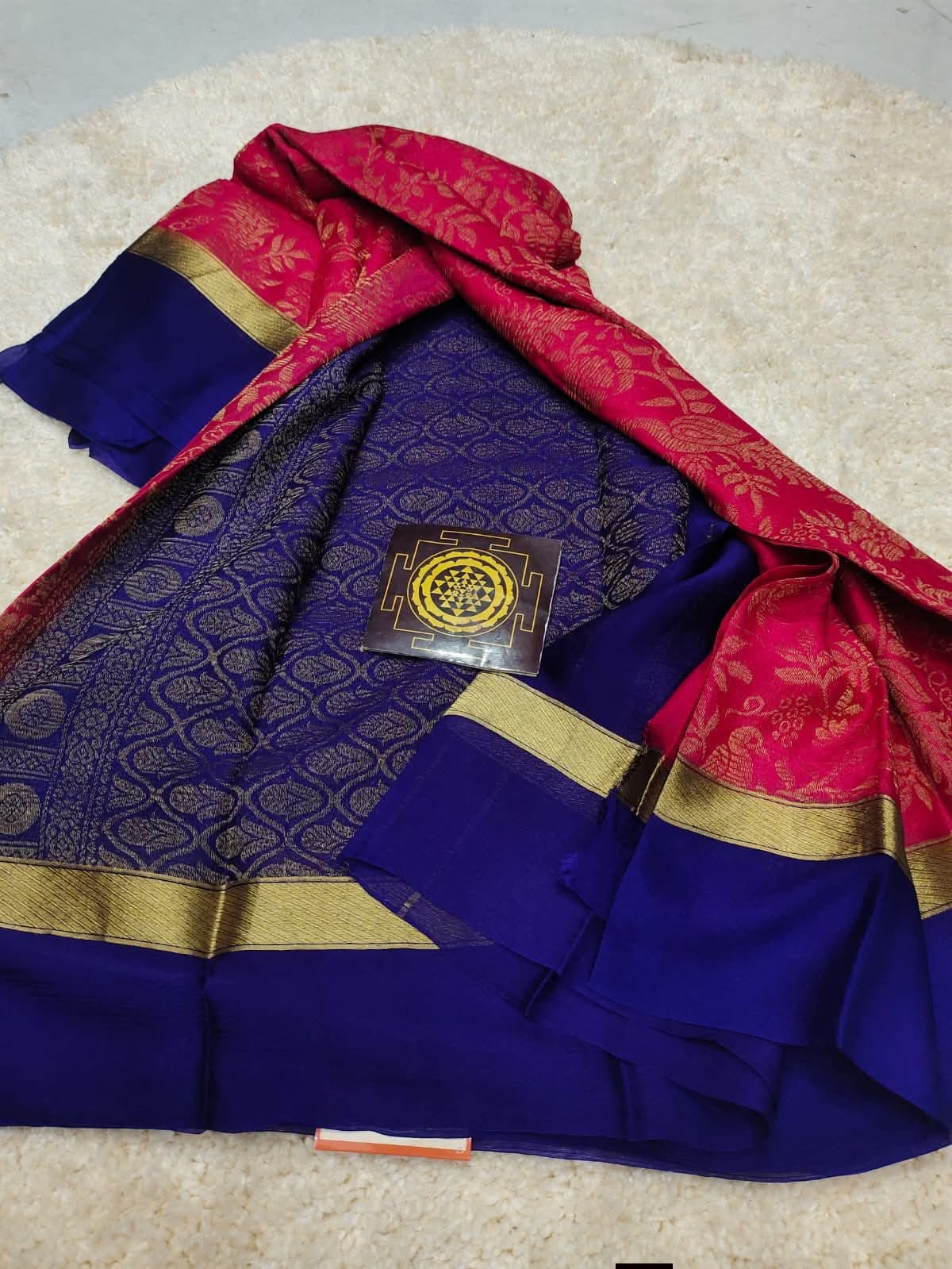 PURE WRINKLED CRUSHED CREPE SILK SAREES SILK MARK CERTIFIED LIGHTER AND FLOWY WITH CONTRAST BLOUSE - SK-150-PWCCSSSMCLAFWCB
