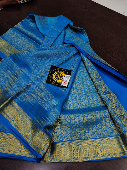 PURE WRINKLED CRUSHED CREPE SILK SAREES SILK MARK CERTIFIED LIGHTER AND FLOWY WITH CONTRAST BLOUSE - SK-155-PWCCSSSMCLAFWCB