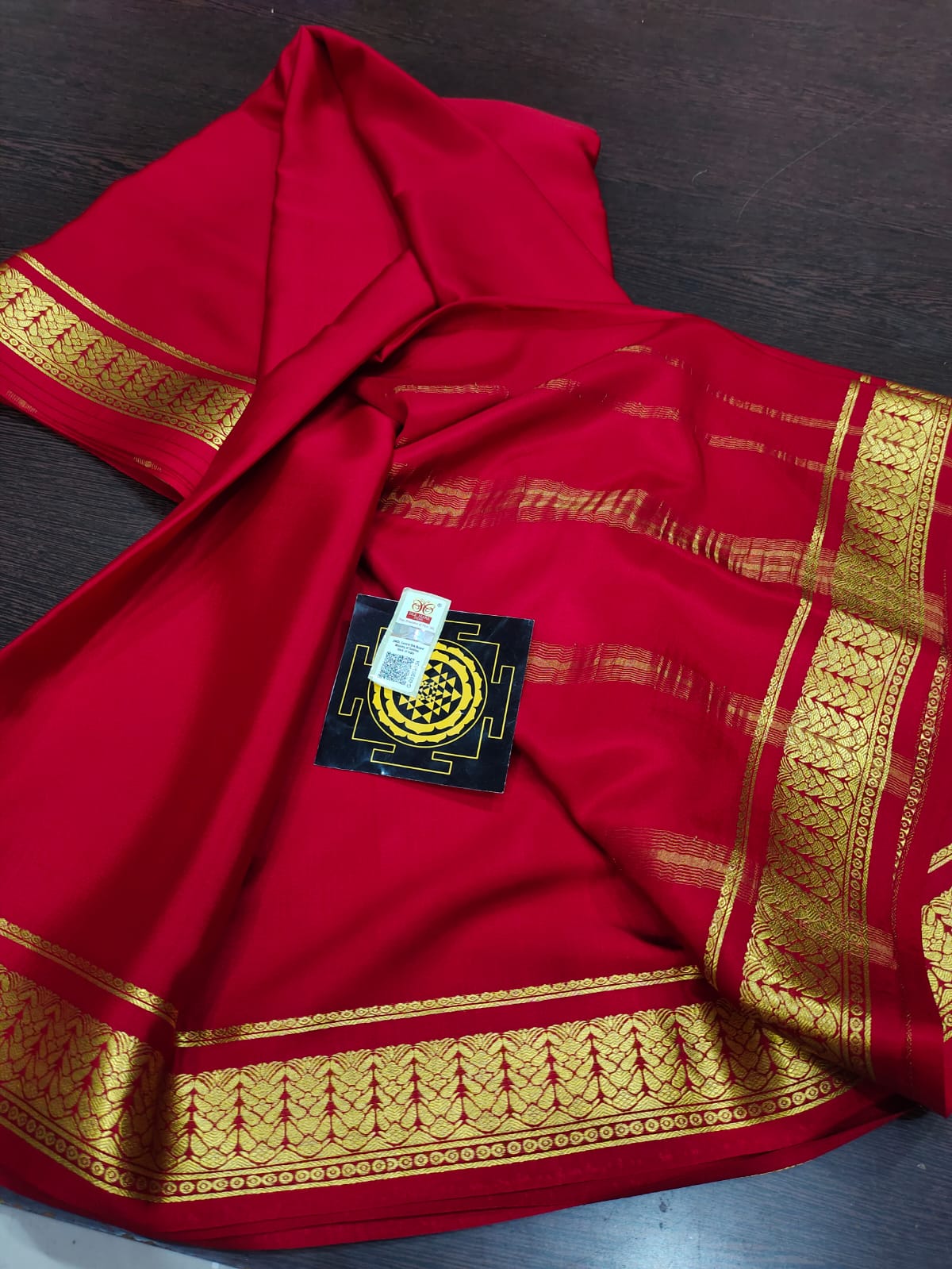 PURE WRINKLED CRUSHED CREPE SILK SAREES SILK MARK CERTIFIED LIGHTER AND FLOWY WITH CONTRAST BLOUSE - SK-196-PWCCSSSMCLAFWCB