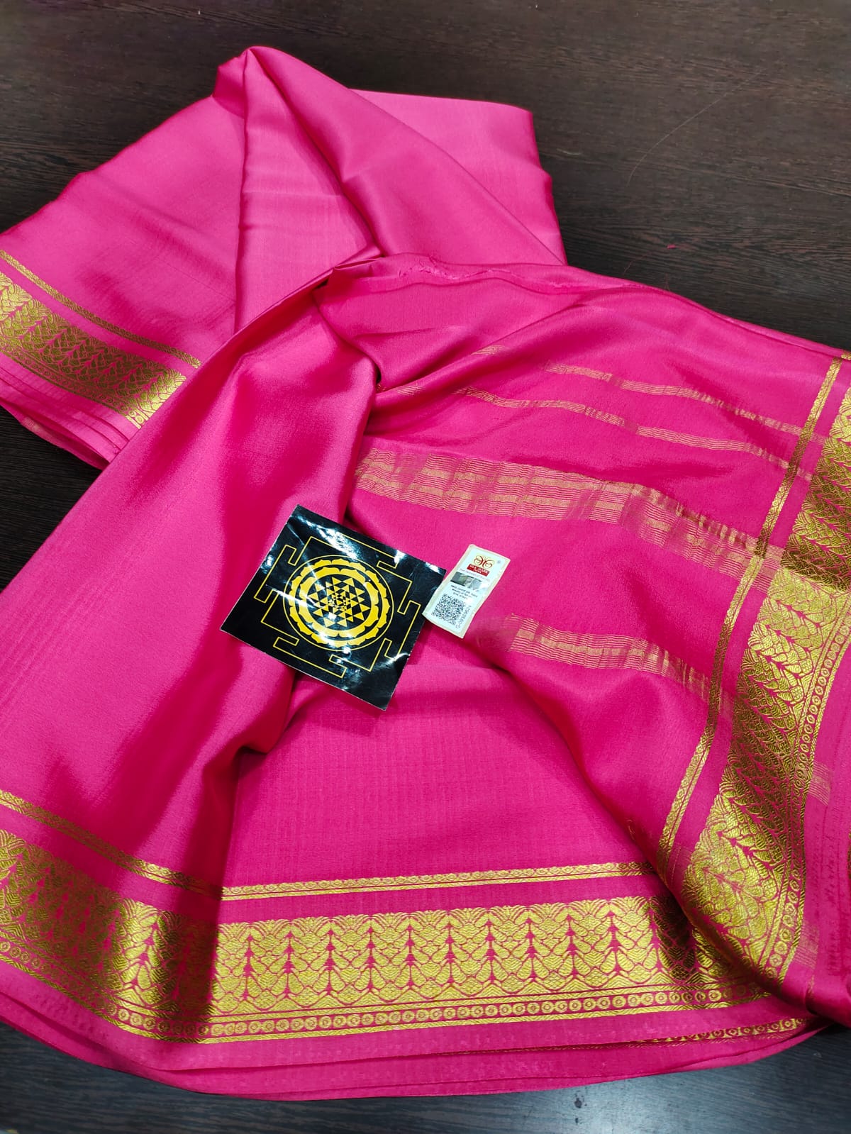 PURE WRINKLED CRUSHED CREPE SILK SAREES SILK MARK CERTIFIED LIGHTER AND FLOWY WITH CONTRAST BLOUSE - SK-185-PWCCSSSMCLAFWCB